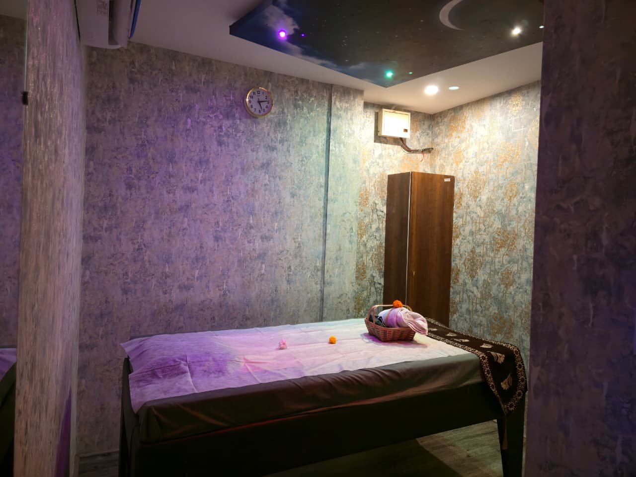 Four Hands Massage at Breeze Thai Spa